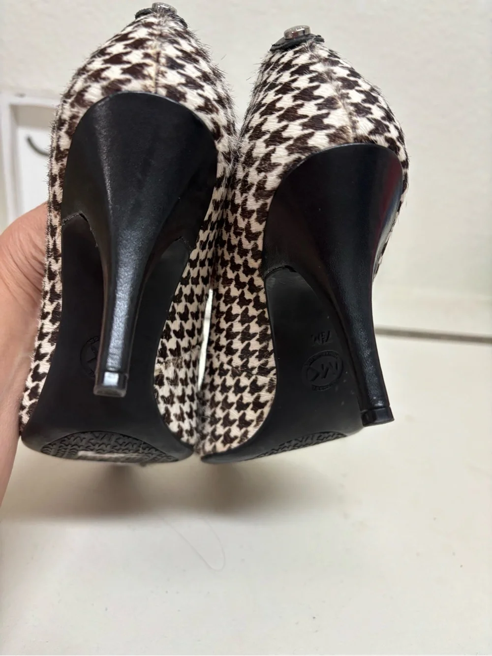 Michael Kors Black & White Houndstooth Pointed-Toe Pumps
